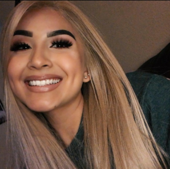 Women super Blonde wig main image 3